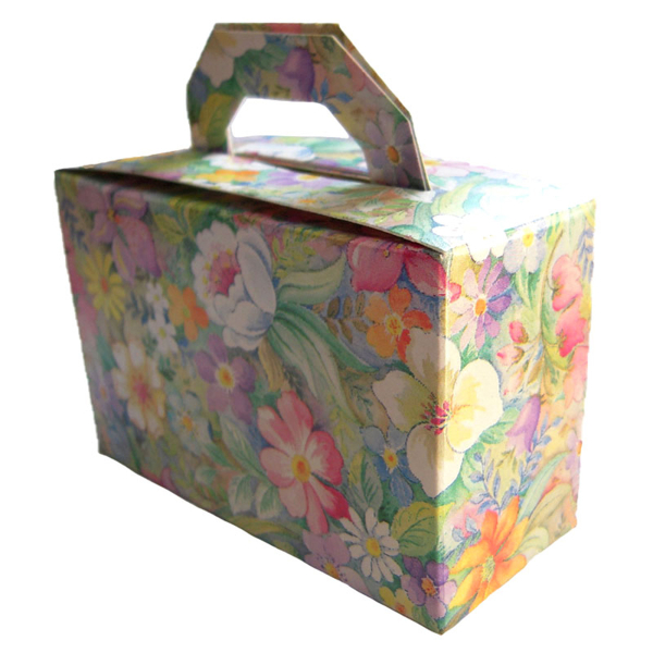 eckige Schachtel mit bunten Blumenmotiv